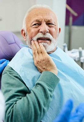 A man with a toothache near Winchester